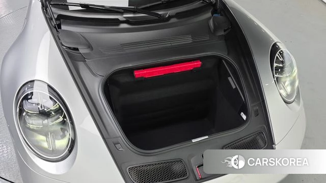 Porsche 911(992) id 3863779 из Кореи 11