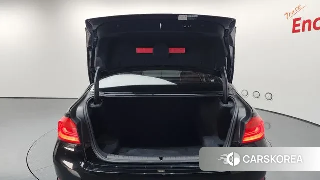 BMW 5 Series (G30) id 3403284 из Кореи 11