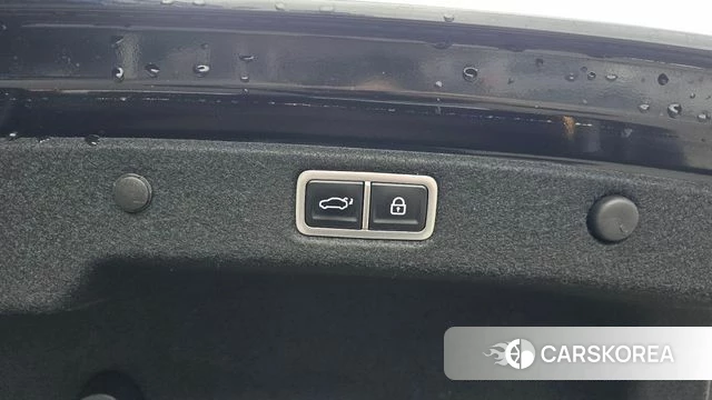Hyundai Grandeur Hybrid (GN7) id 4414659 из Кореи 11
