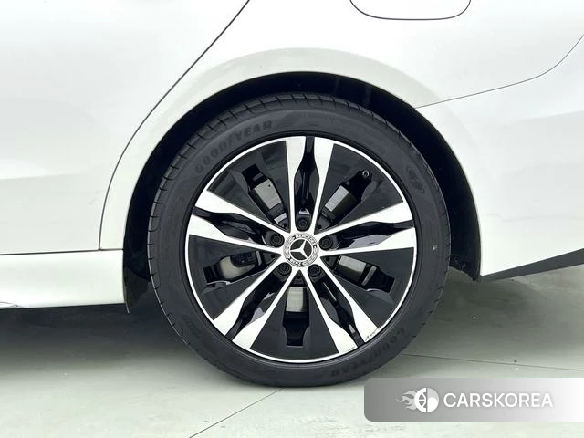 Mercedes-Benz C-class PHEV id 4277490 из Китая 11