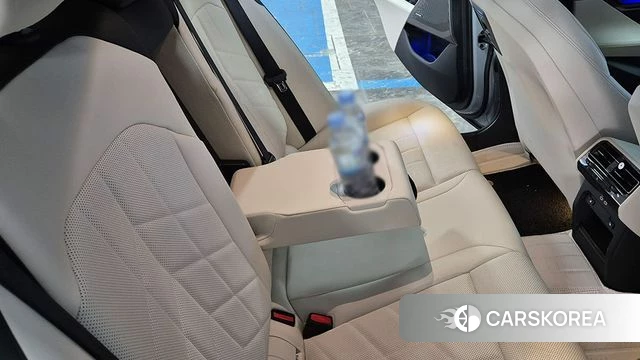 BMW 5 Series (G60) id 3837868 из Кореи 11