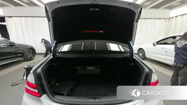 Genesis G90 id 3954389 из Кореи 11