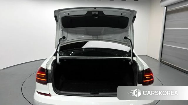 Volkswagen The New Passat id 4371881 из Кореи 11