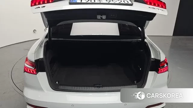 Audi A6 (C8) id 3772282 из Кореи 11