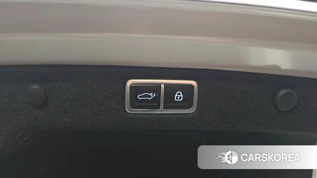 Hyundai Grandeur Hybrid (GN7) id 3909245 из Кореи 11