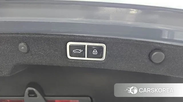 Hyundai Grandeur (GN7) id 3544731 из Кореи 11