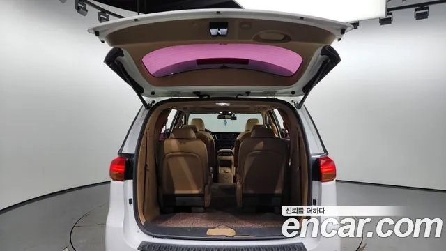 Kia All New Carnival id 2941619 из Кореи 11