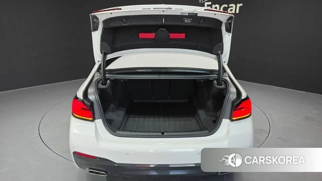 BMW 5 Series (G30) id 3922724 из Кореи 11