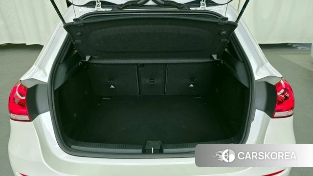 Mercedes-Benz A-Class W177 id 3965837 из Кореи 11