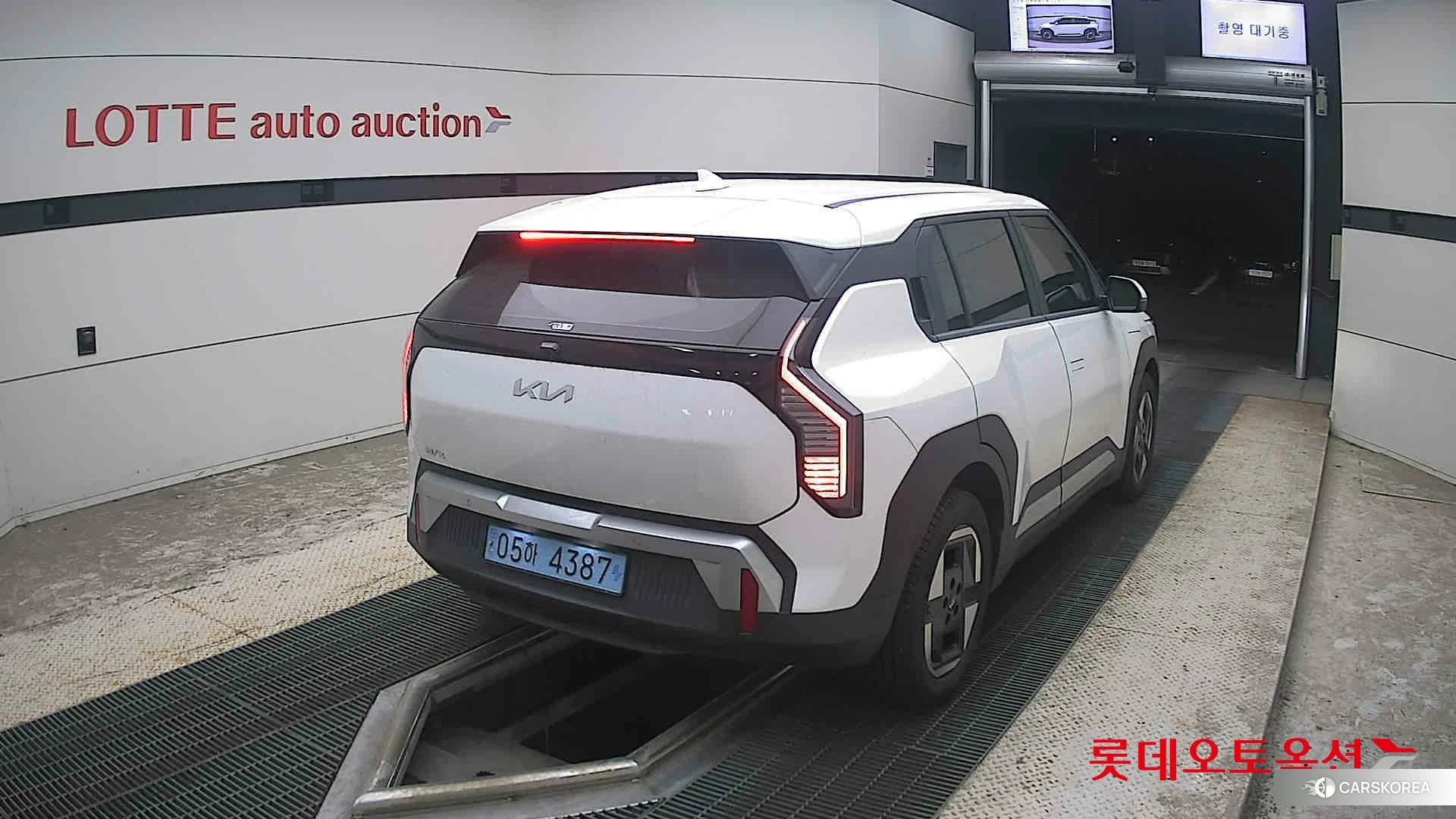 Kia EV3 id 4902360 из Кореи 11