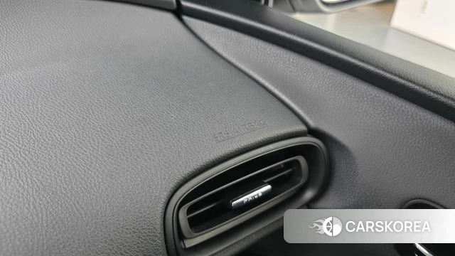 Toyota Prius 4th Generation id 4244366 из Кореи 11