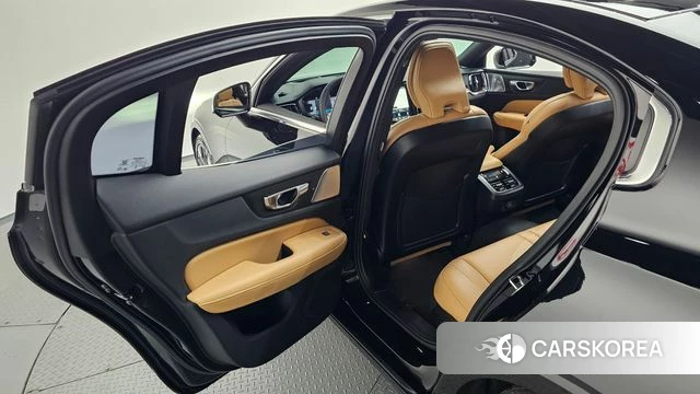 Volvo S60 3rd generation id 4590405 из Кореи 11