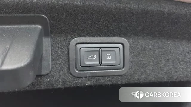 Audi A6 (C8) id 3028471 из Кореи 11