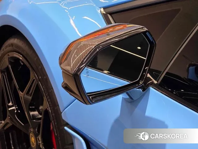 Lamborghini Revuelto id 3757709 из Кореи 11