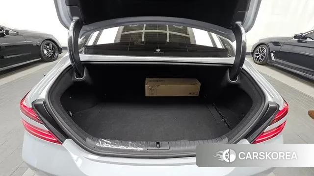 Genesis The New G70 id 3776927 из Кореи 11