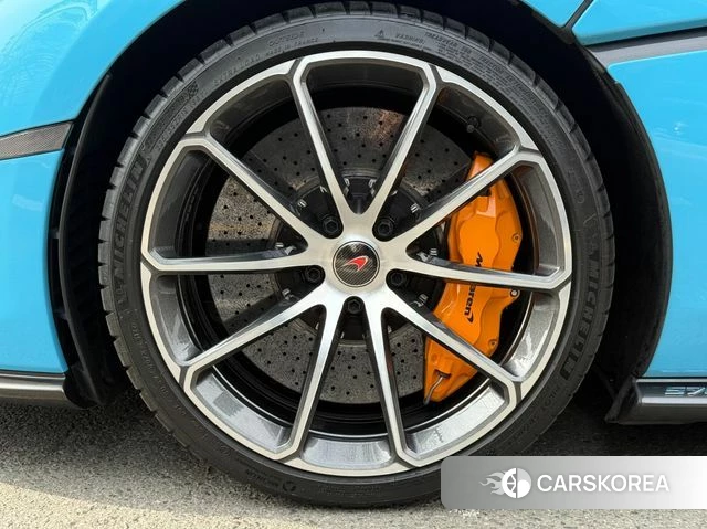 McLaren 570S id 3845983 из Кореи 11