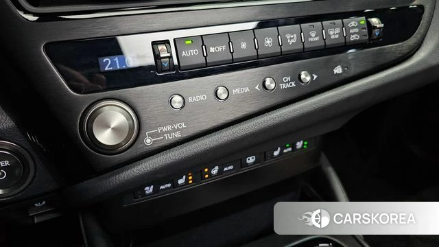Lexus ES300h 7th generation id 4426984 из Кореи 11