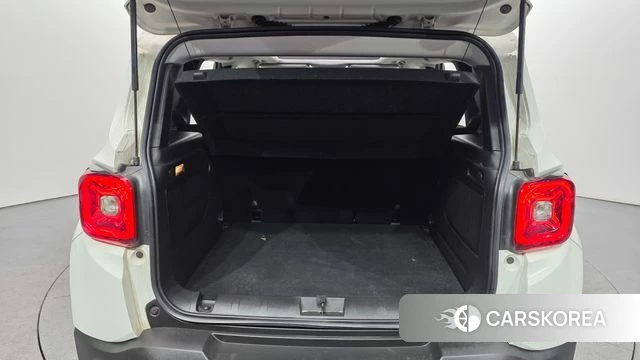 Jeep Renegade id 3866683 из Кореи 11