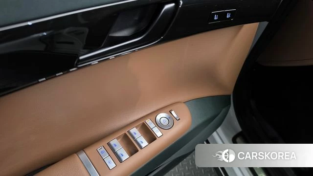 Hyundai Grandeur (GN7) id 4715667 из Кореи 11