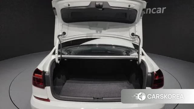 Volkswagen The New Passat id 3557849 из Кореи 11