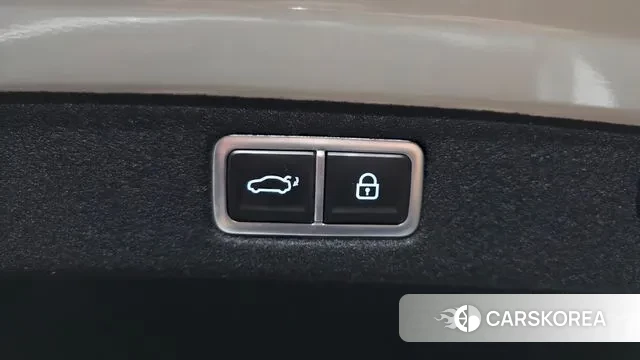 Hyundai Grandeur Hybrid (GN7) id 2998193 из Кореи 11