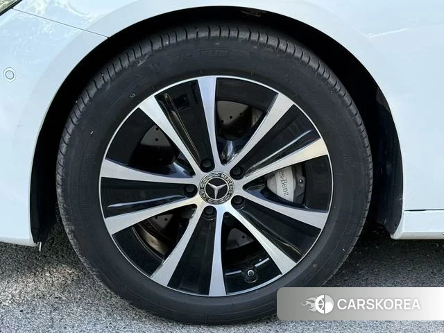 Mercedes-Benz E-class PHEV id 4272845 из Китая 11
