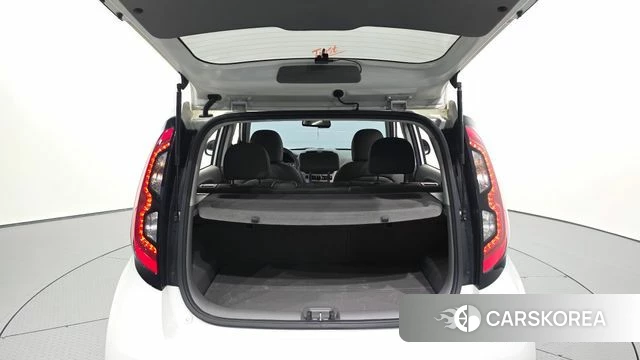 Kia Soul EV id 4785776 из Кореи 11