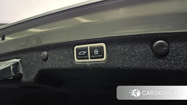 Hyundai Grandeur (GN7) id 3721466 из Кореи 11