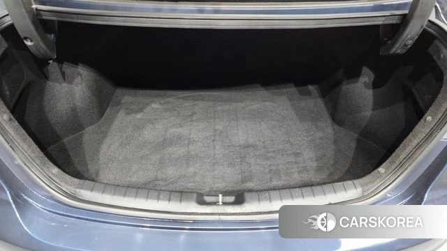 Hyundai Avante AD id 3886345 из Кореи 11