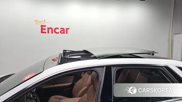 Hyundai Grandeur Hybrid (GN7) id 3689816 из Кореи 11