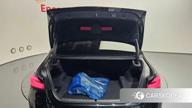 BMW 5 Series (G30) id 3953491 из Кореи 11