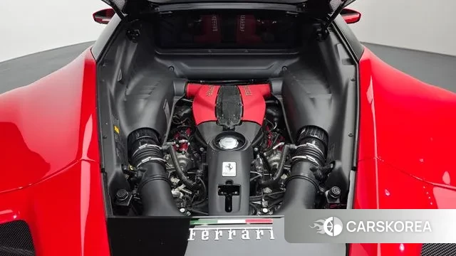 Ferrari F8 Tributo id 3587189 из Кореи 11