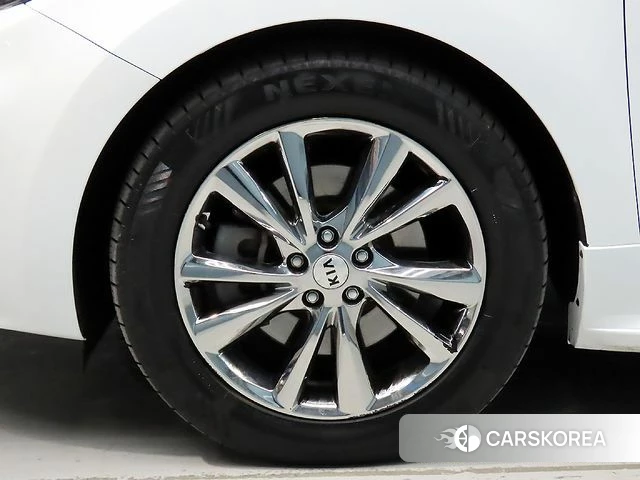 Kia The New Carnival id 4285919 из Кореи 11