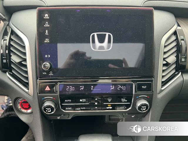 Honda Crown Road id 4276765 из Китая 11