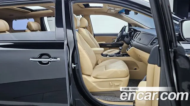 Kia The New Carnival id 2759385 из Кореи 11