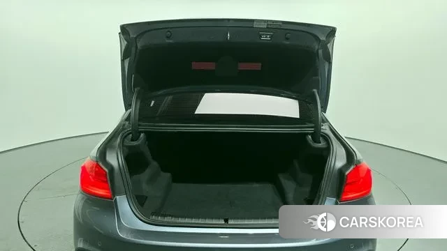 BMW 5 Series (G30) id 3500039 из Кореи 11