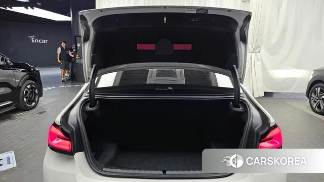 BMW 5 Series (G30) id 4528423 из Кореи 11