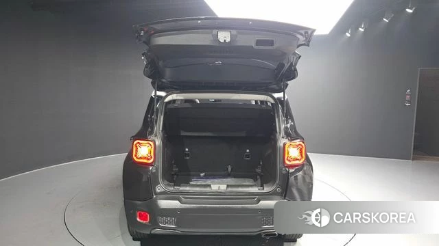 Jeep Renegade id 4741446 из Кореи 11