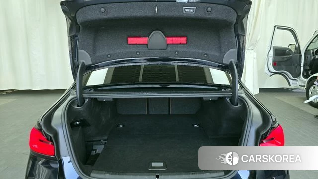 BMW 5 Series (G30) id 3839539 из Кореи 11