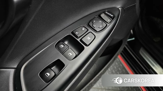 Hyundai Veloster (JS) id 4614892 из Кореи 11