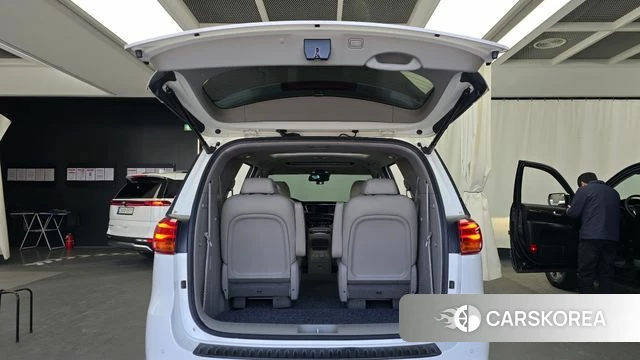 Kia The New Carnival id 3814447 из Кореи 11