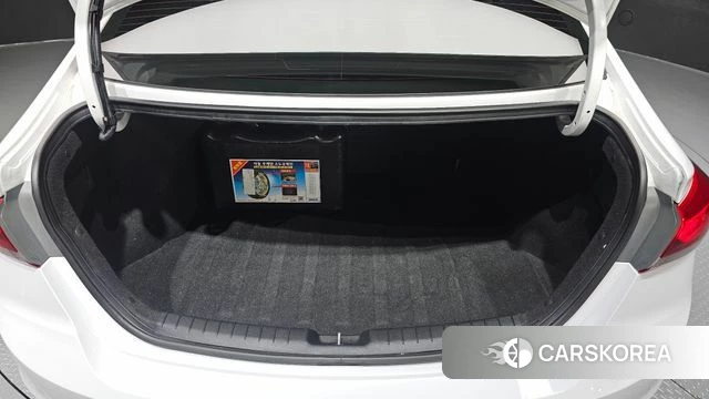 Hyundai Avante AD id 4587391 из Кореи 11