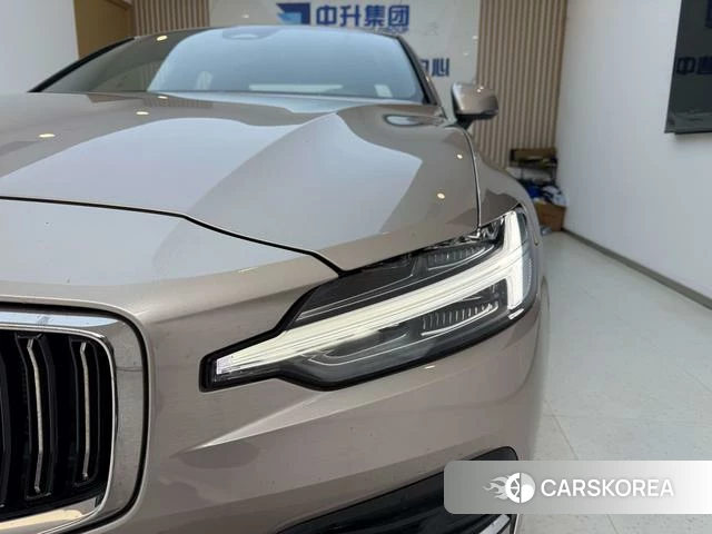 Volvo S60 id 4211001 из Китая 11