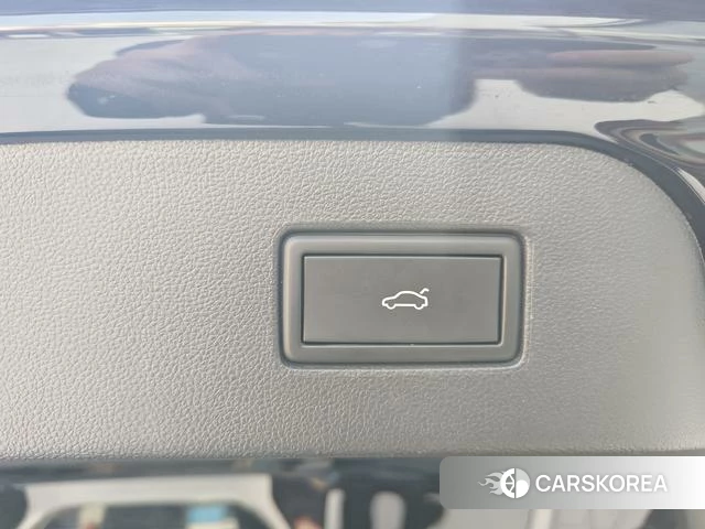 Volkswagen Passat id 4278378 из Китая 11