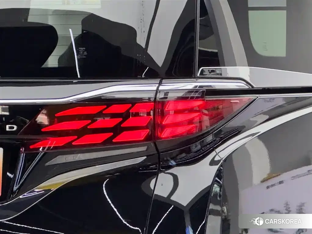 Toyota Alphard id 4547418 из Китая 11
