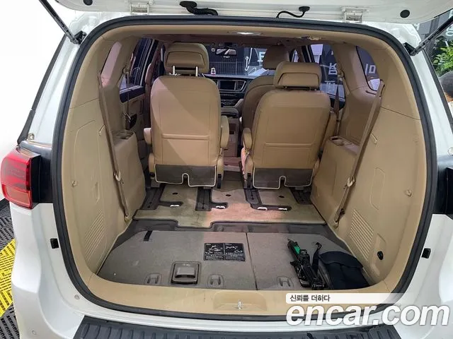 Kia The New Carnival id 2709640 из Кореи 11