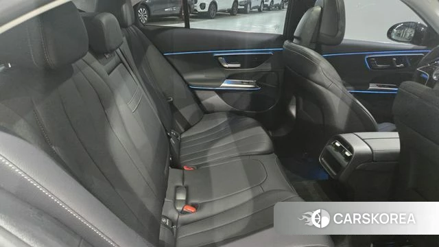 Mercedes-Benz E-Class W214 id 4185635 из Кореи 11