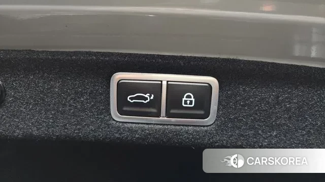 Hyundai Grandeur (GN7) id 3437590 из Кореи 11