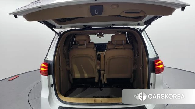Kia The New Carnival id 4459377 из Кореи 11