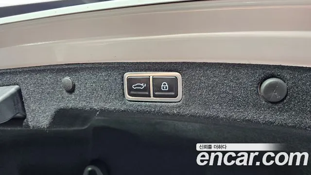 Hyundai Grandeur Hybrid (GN7) id 2735611 из Кореи 11